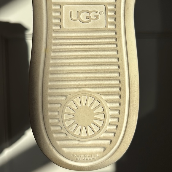 UGG Neutra sneakers in antilope / khaki green - Picture 9 of 15